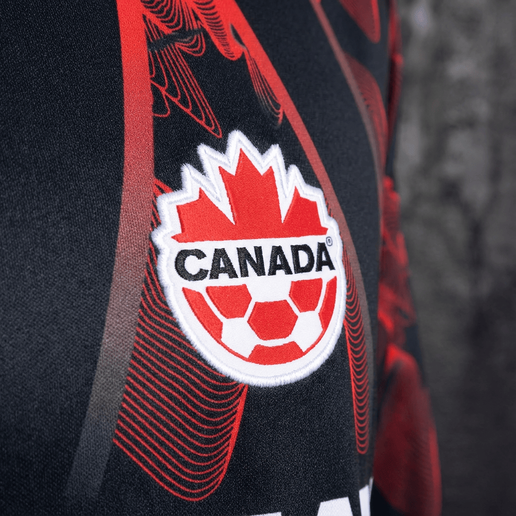 Camisa Canadá Modelo Especial Manga Longa 2026