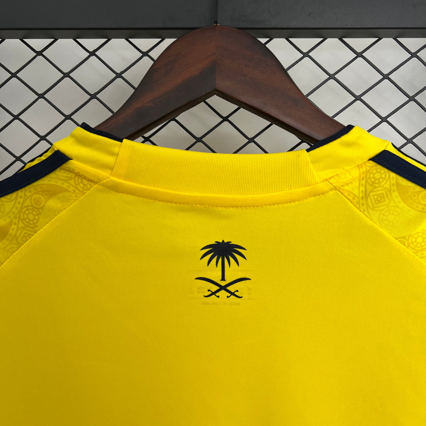 Camisa Riyadh Victory Home 4xl10 25/26