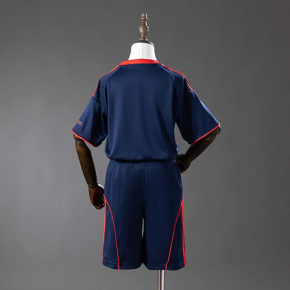 Kit Infantil Nottingham Forest 25/26